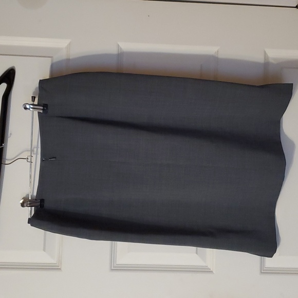 Ralph Lauren skirt - Picture 2 of 6